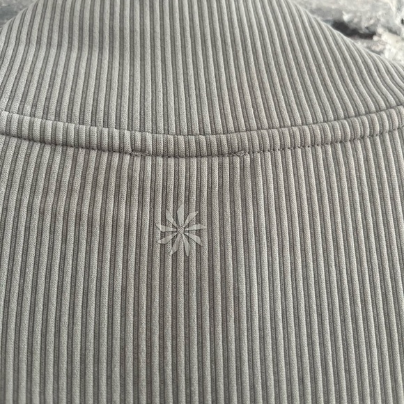 Athleta Flurry Seamless Henley Women's Light Gray Snap-Up Long Sleeve Top🔥NWOT - Picture 9 of 12